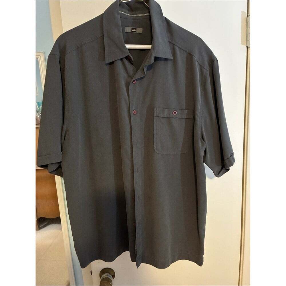 REI Men's Short Sleeve Button-Up Shirt - Dark Gray